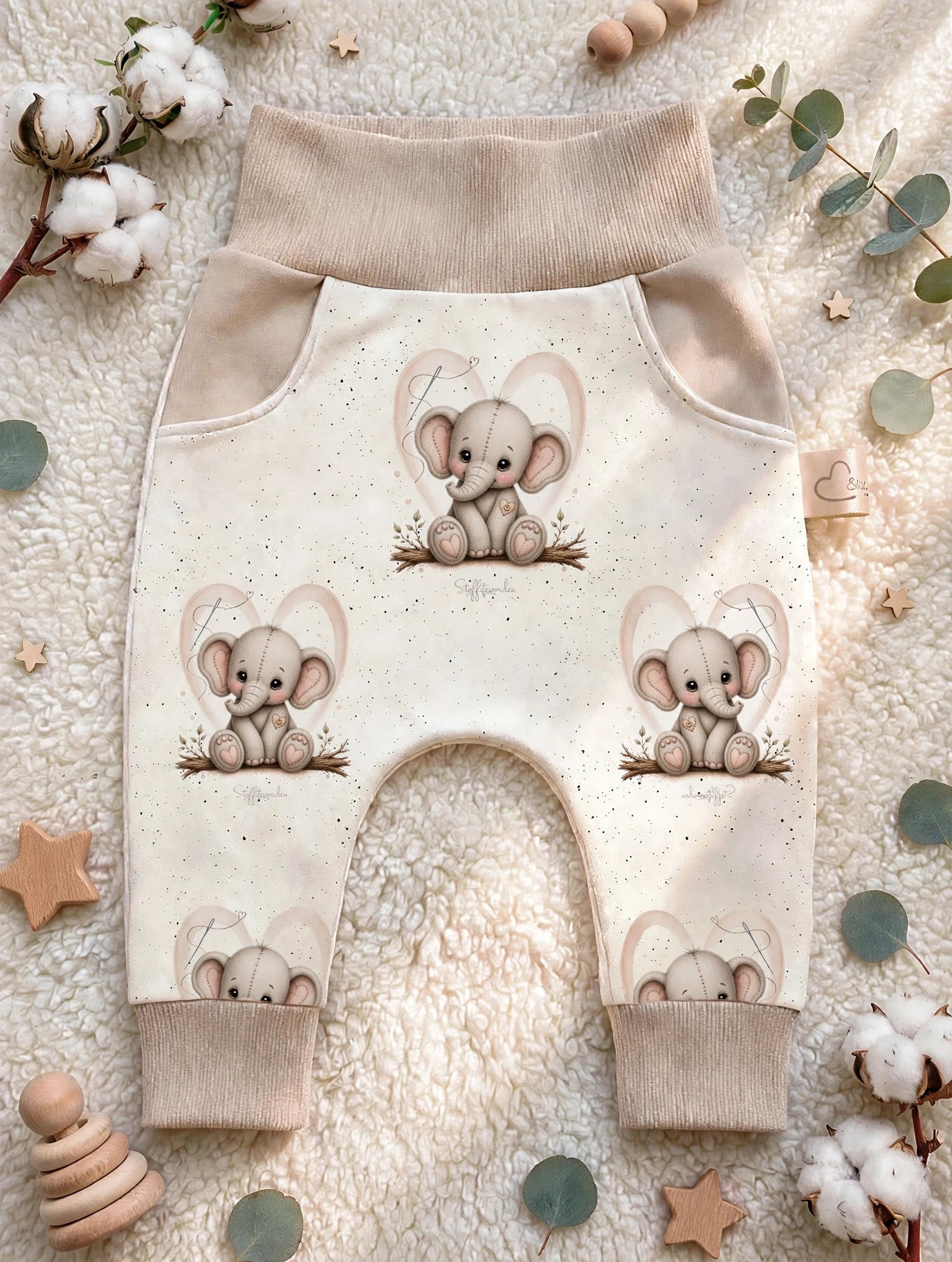 Baby-Pumphose „Kleiner Herzenselefant“