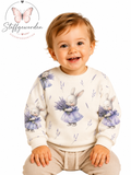 Handgemachter Kinderpullover „Kleiner Lavendel- Hase“