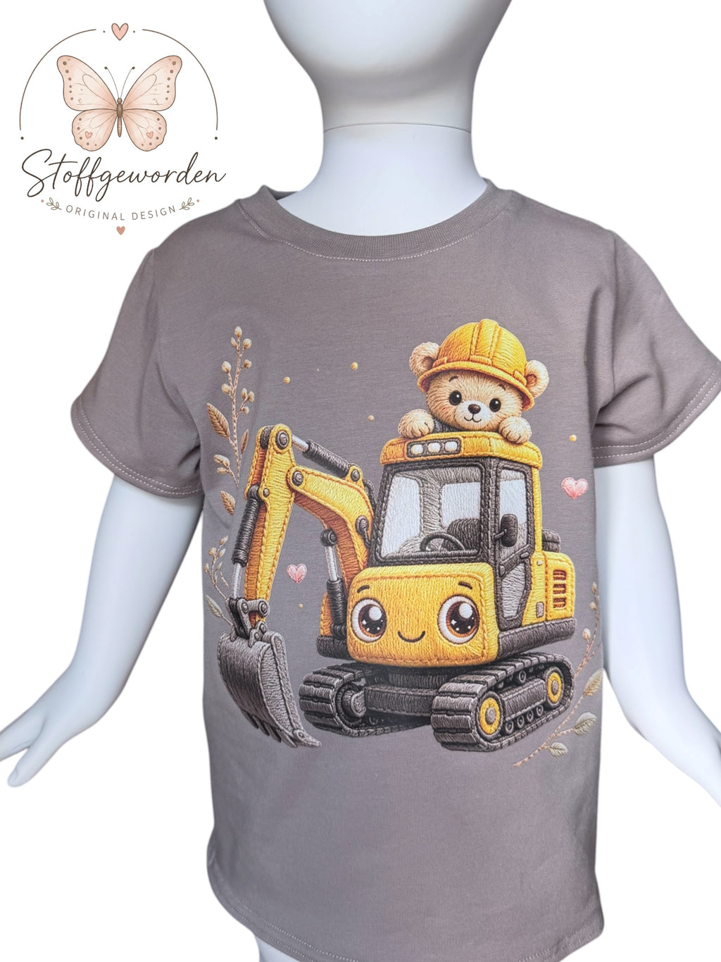 Handgemachtes Kindershirt „Theo der kleine Baggerfahrer“