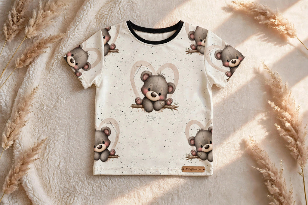 Baby und Kinder-T-Shirt „Kleiner Herzensbär“